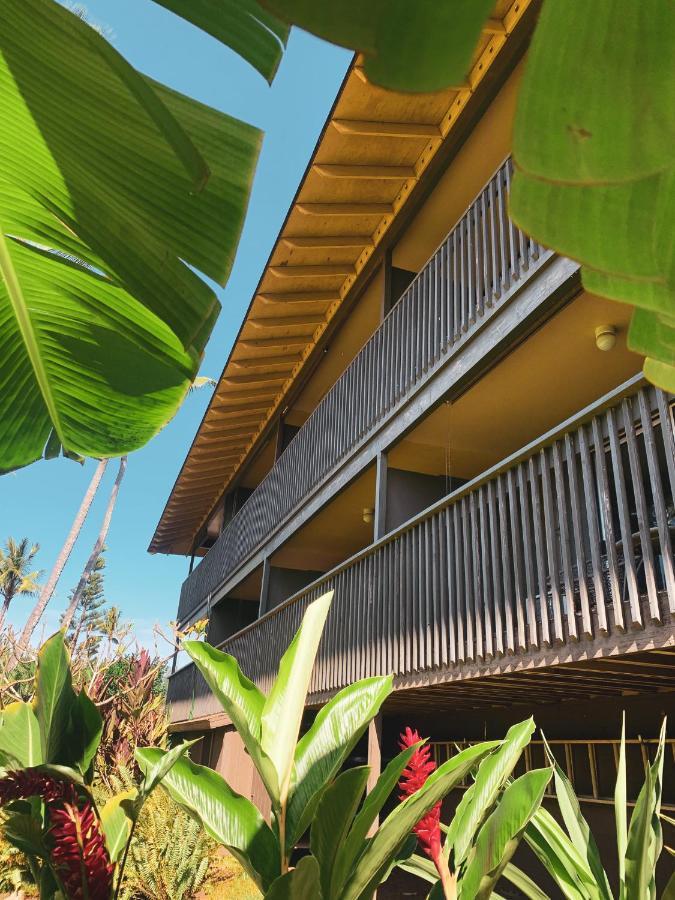 Napili Village Hotel Kahana Exterior photo